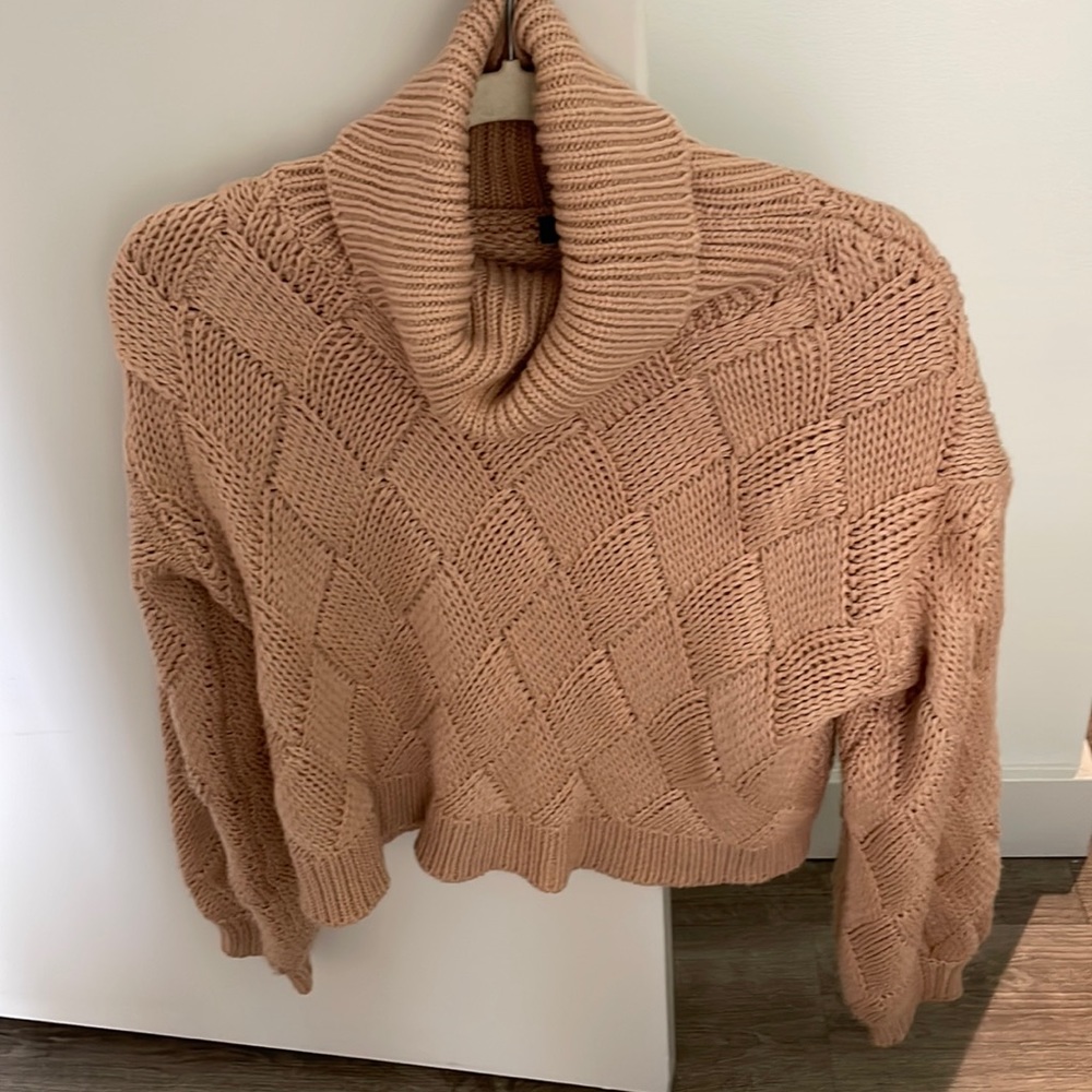 Lulus sweater